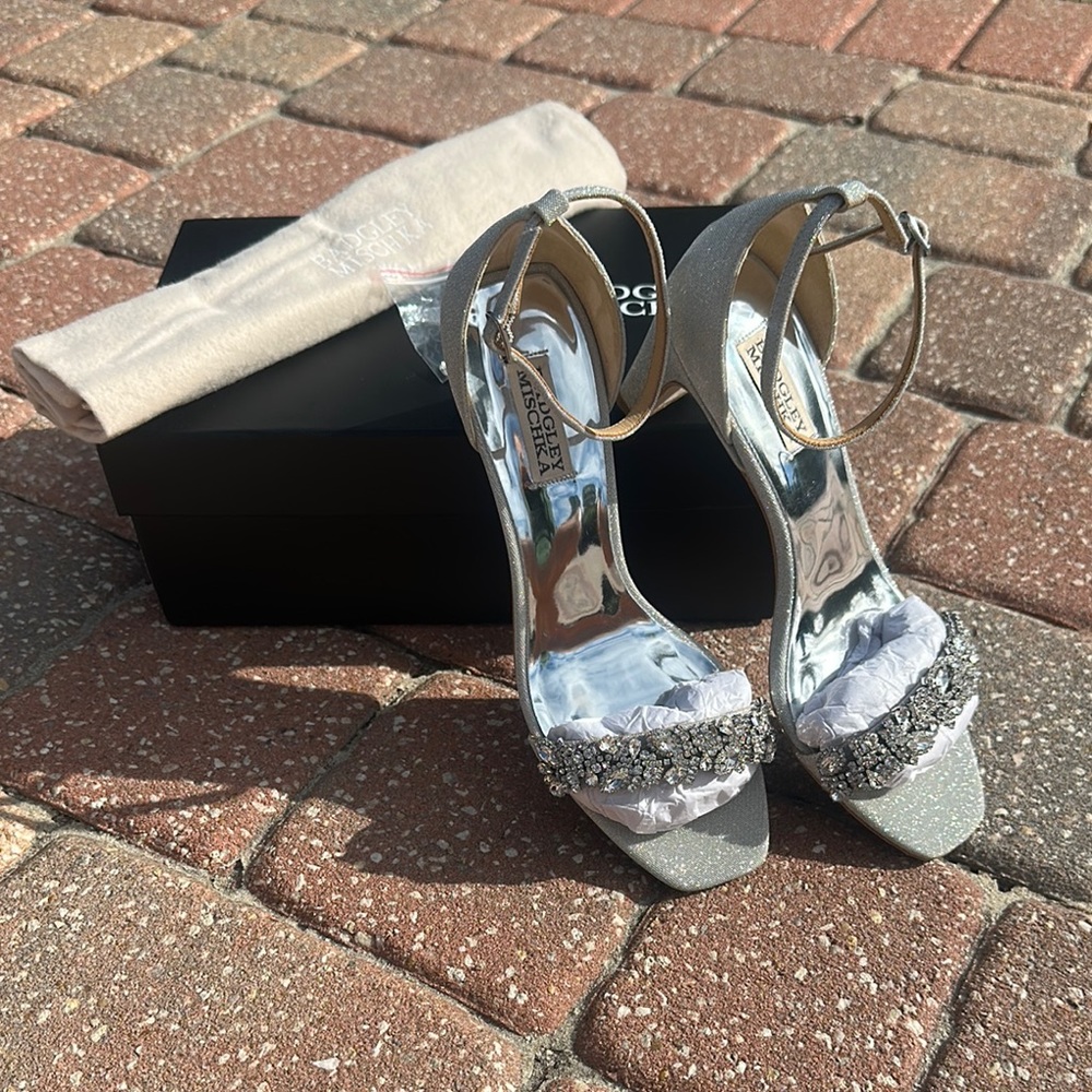 Badgley Mischka Silver Glitter Heels with rhinestones